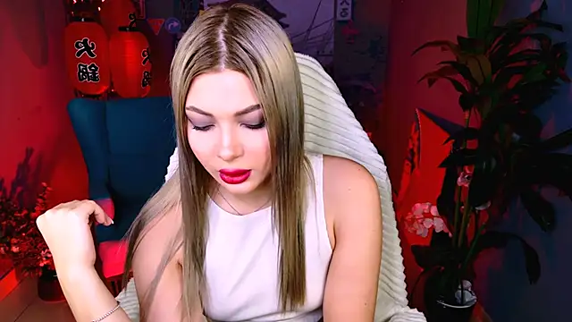 HyileyClark online show from March 2026 09:22:02 AM