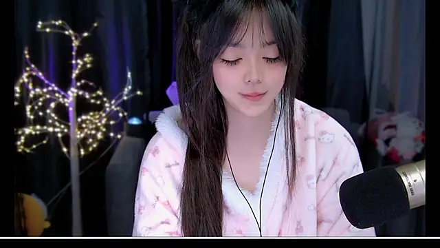 Guoguo 1 online show from November 2025 08:03:02 AM