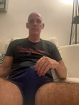 Snapshot of Elosoo chatting on June 2026 09:28:02 AM Elosoo online show from June 2026 09:28:02 AM