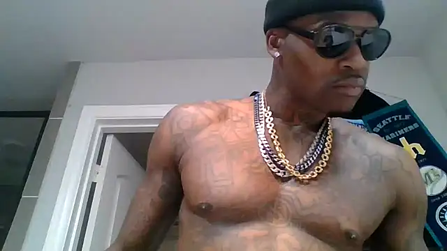 Snapshot of YOUNGmj6023 chatting on December 2025 09:11:02 AM YOUNGmj6023 online show from December 2025 09:11:02 AM