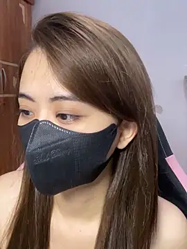 Snapshot of Lunamoon68 chatting on May 2026 04:38:01 AM Lunamoon68 online show from May 2026 04:38:01 AM