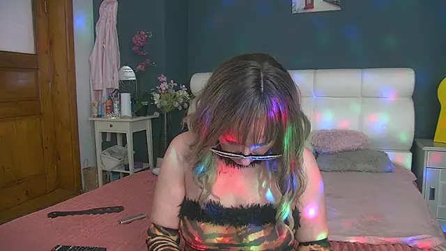 Cougar Milff online show from May 2026 04:10:01 PM