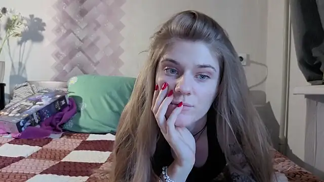 Snapshot of Adell_Love chatting on July 2026 04:37:01 PM Adell Love online show from July 2026 04:37:01 PM