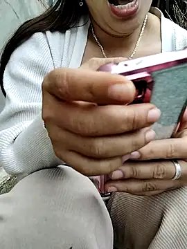 mumu661 online show from January 2026 01:01:02 AM