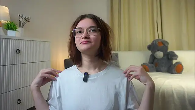 Snapshot of TemekaCritcher chatting on December 2025 11:34:02 AM TemekaCritcher online show from December 2025 11:34:02 AM