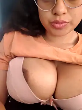 Tamiilin miller online show from February 2026 03:41:01 PM