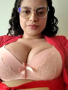 Snapshot of Tamiilin_miller chatting on November 2025 03:56:02 PM Tamiilin miller online show from November 2025 03:56:02 PM