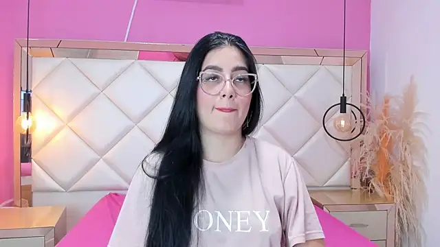 GabyJhons online show from December 2025 02:56:01 PM