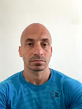 Russo41rj online show from November 2025 12:38:02 PM