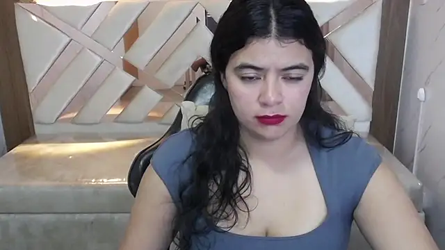 Snapshot of Evangeline_b chatting on November 2025 12:50:02 PM Evangeline b online show from November 2025 12:50:02 PM