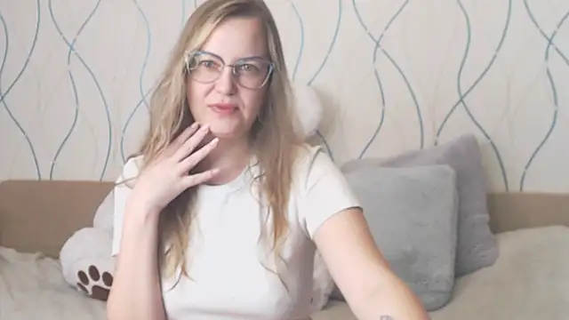 KissKsy online show from December 2025 06:14:02 AM