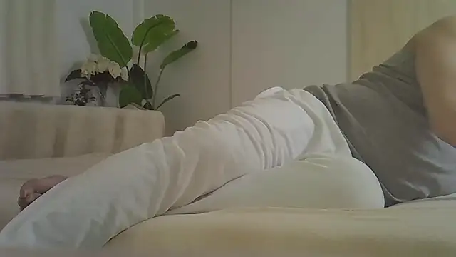 Snapshot of kyono-iyashi chatting on December 2025 02:23:01 PM kyono-iyashi online show from December 2025 02:23:01 PM