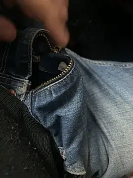 your playboy 00 online show from December 2025 07:50:01 PM