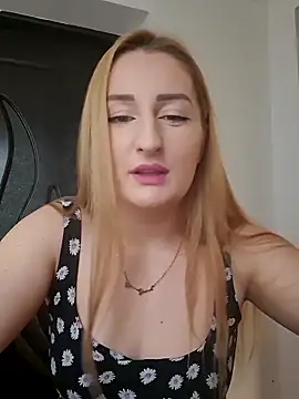 dixielarys online show from December 2025 07:18:02 AM