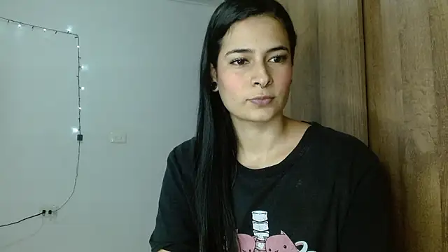 DARKJOLIE7 online show from February 2026 08:18:01 PM