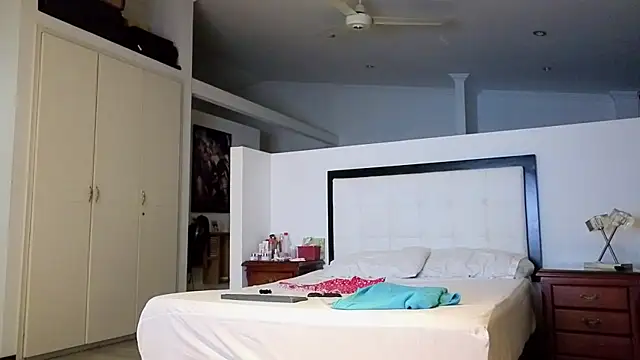 CerecitaQueenn online show from January 2026 12:50:02 AM