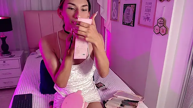 IsabelleDaza online show from April 2026 12:19:02 PM