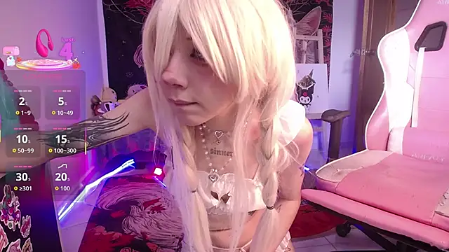 alicedangerXXX online show from December 2025 07:52:02 PM