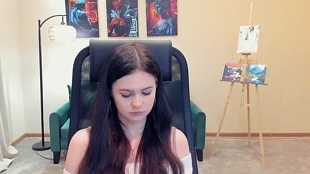 EvieWycoff online show from November 2025 11:43:01 AM