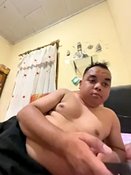 aril200117 online show from December 2025 07:25:02 PM