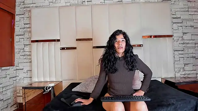 peachrouge online show from May 2026 04:47:01 PM