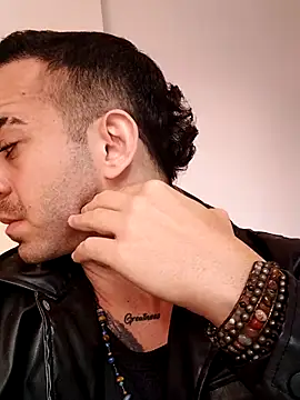 hazarcannn online show from November 2025 10:16:01 AM