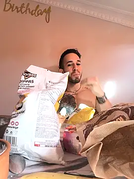 hazarcannn online show from February 2026 12:28:01 PM