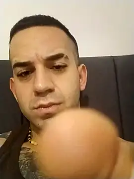 hazarcannn online show from December 2025 12:23:01 AM