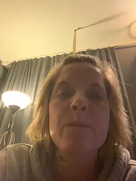 Snapshot of Tiffy90 chatting on December 2025 09:30:02 PM Tiffy90 online show from December 2025 09:30:02 PM