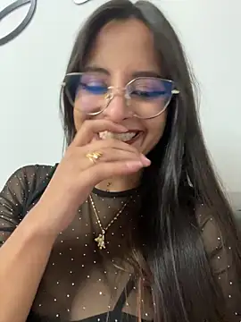  Victoria foxx online show from December 2025 09:09:02 PM