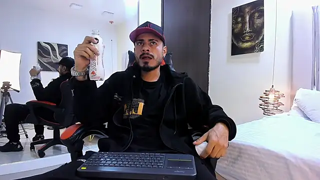 MatthewCullen online show from April 2026 01:53:02 AM