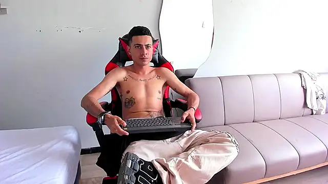 MatthewCullen online show from December 2025 07:24:02 PM