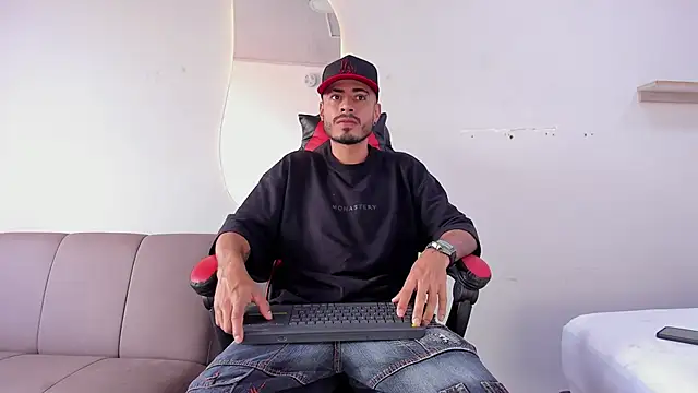 MatthewCullen online show from January 2026 08:12:01 PM