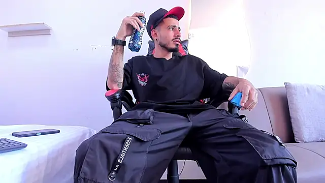 MatthewCullen online show from March 2026 08:00:02 PM