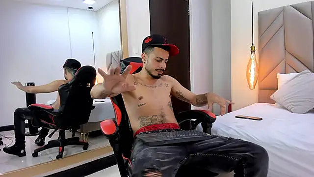 MatthewCullen online show from April 2026 07:37:02 PM