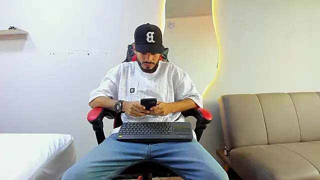 MatthewCullen online show from February 2026 08:38:01 PM