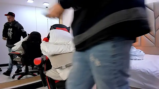 MatthewCullen online show from April 2026 12:06:02 AM