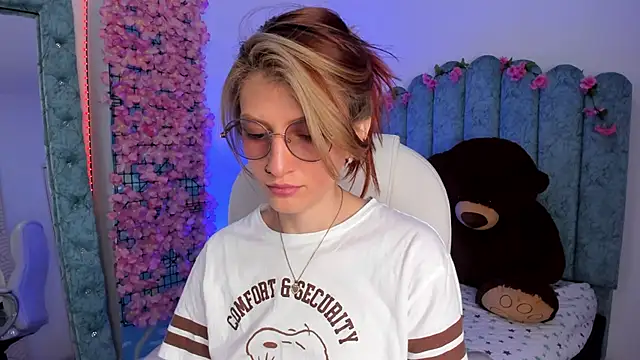 Ash 20  online show from November 2025 02:17:02 PM