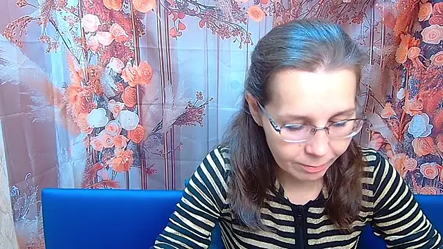 DaisyEdit online show from November 2025 06:14:02 AM