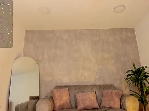 miacoopersx  online show from December 2025 12:59:02 PM