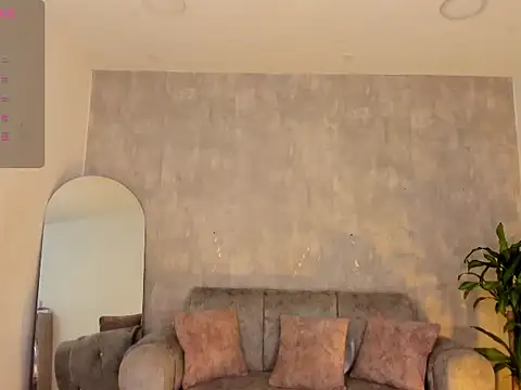 miacoopersx  online show from December 2025 12:29:01 PM