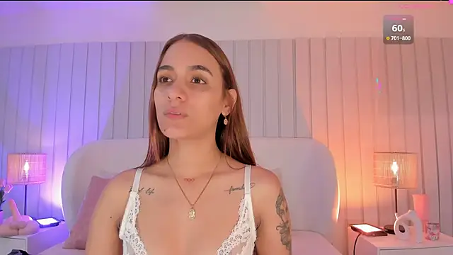 amaia foxx online show from June 2026 01:33:01 PM