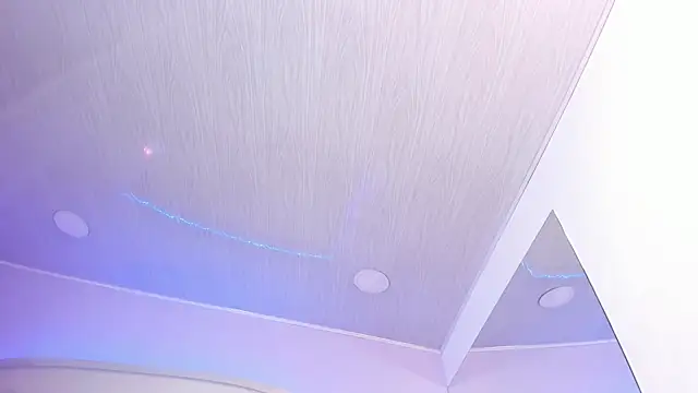 salome moon  online show from April 2026 11:49:02 AM