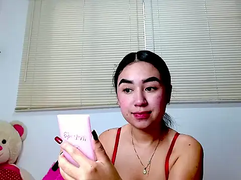 SiennaLorens online show from February 2026 02:06:02 PM