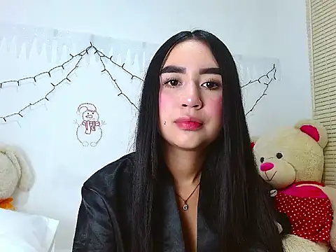 SiennaLorens online show from December 2025 02:09:01 PM