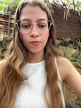 Vanneskk online show from January 2026 02:32:02 PM