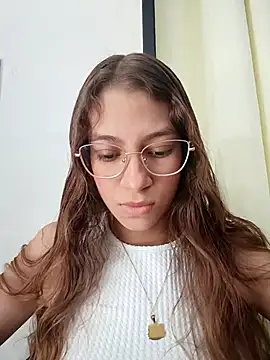 Vanneskk online show from December 2025 01:59:02 PM