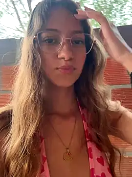 Snapshot of Vanneskk chatting on December 2025 02:29:02 PM Vanneskk online show from December 2025 02:29:02 PM