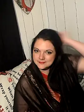 Snapshot of Hot_ScotchXX chatting on December 2025 10:14:02 AM Hot ScotchXX online show from December 2025 10:14:02 AM