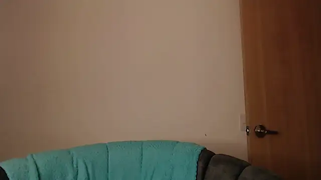 -Ivonny- online show from November 2025 10:10:02 PM